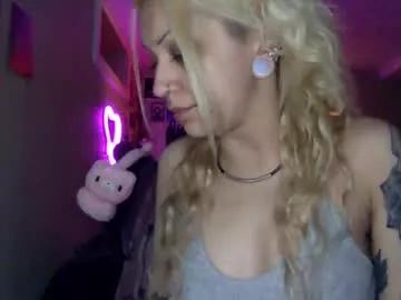 theeking_venus from Chaturbate