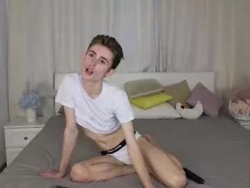 tommy18xxx from Chaturbate