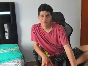 tommy_carlos from Chaturbate