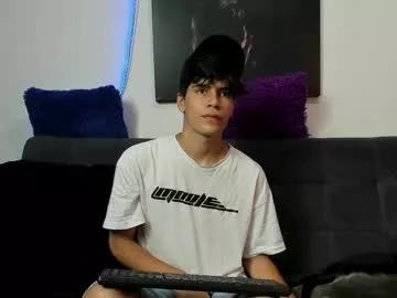 tommy_carlos from Chaturbate