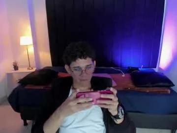 tommy_tucker10 from Chaturbate