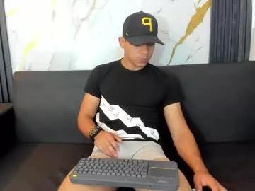 tonnygil from Chaturbate