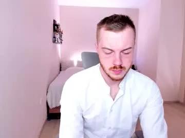 toohornyserj from Chaturbate