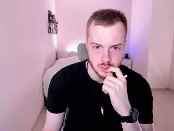 toohornyserj from Chaturbate