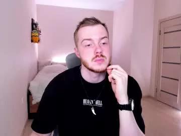 toohornyserj from Chaturbate
