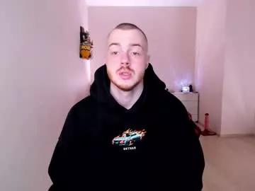 toohornyserj from Chaturbate