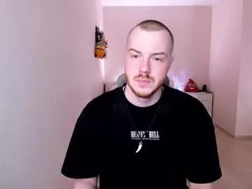 toohornyserj from Chaturbate