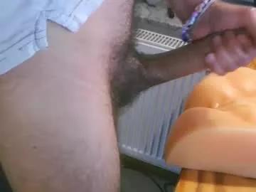 toohugeandstonedxoxo from Chaturbate