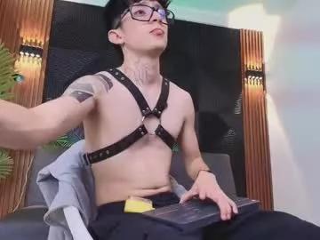 troy_rouge from Chaturbate is Freechat