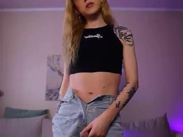 Twiinkie_pie webcams show profile image 