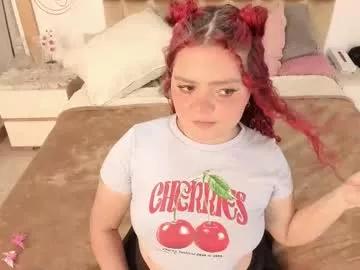 twwiiggy19 from Chaturbate