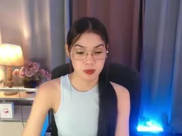 urpretty_nix from Chaturbate