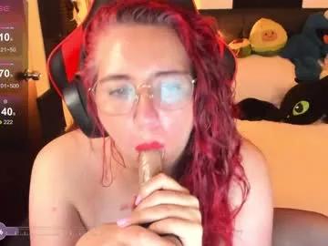 ursula_fire from Chaturbate