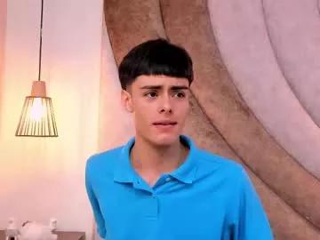 velvet_fenti from Chaturbate