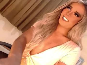 velvet_fux from Chaturbate