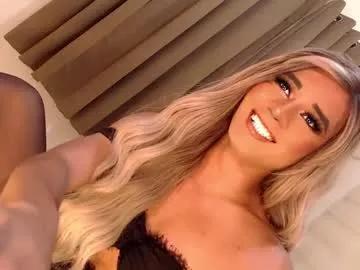 velvet_fux from Chaturbate