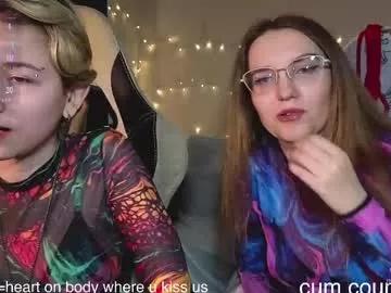 velvetvalkyries from Chaturbate