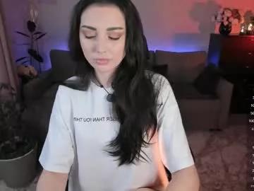 vikibellson from Chaturbate