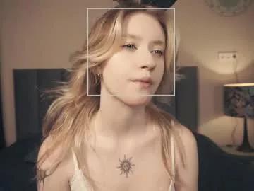 vivid_girls from Chaturbate