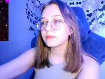 vivivivikkie from Chaturbate
