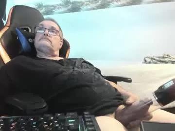 wowsers2022 from Chaturbate