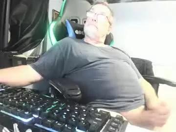 wowsers2022 from Chaturbate
