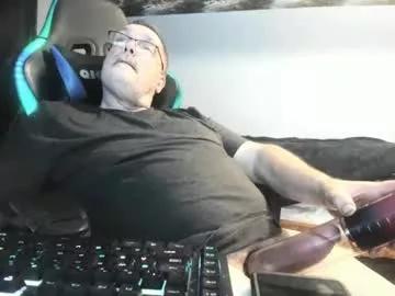 wowsers2022 from Chaturbate