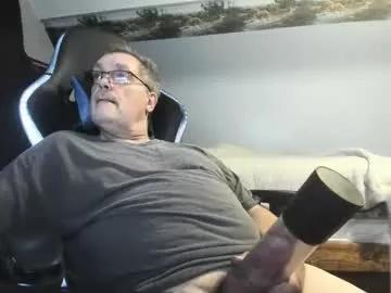 wowsers2022 from Chaturbate