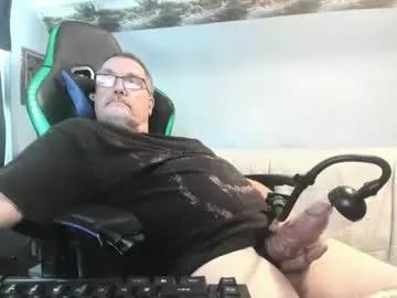 wowsers2022 from Chaturbate