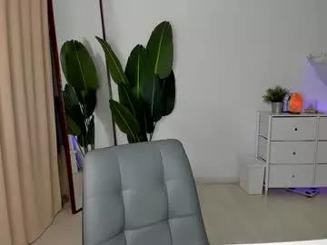 xxx_leila from Chaturbate