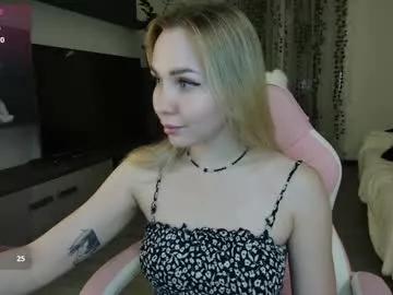 xxxhoneyxx from Chaturbate