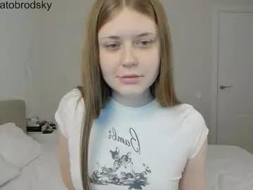 yamatobrodsky1 from Chaturbate