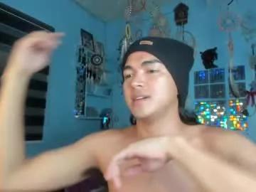 yawa__ from Chaturbate