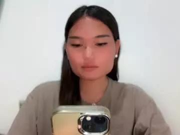 yrdrmgrl_jennie26 from Chaturbate
