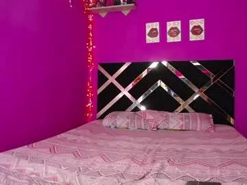 zara_tattoox from Chaturbate