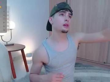 zenn_rush from Chaturbate