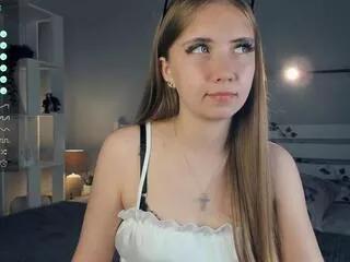 Photos of aisly_everist from Flirt4Free is Freechat