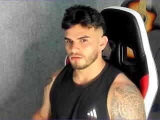 alan_arab from Flirt4Free