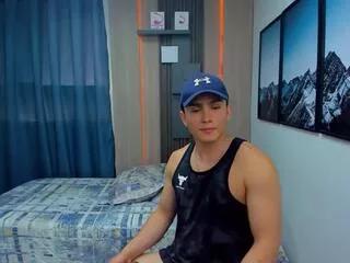 alan_kevin from Flirt4Free