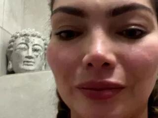 alicia_secret from Flirt4Free is Freechat