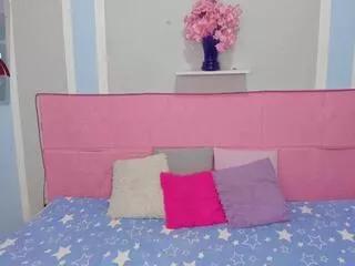 amanda_elena from Flirt4Free is Freechat
