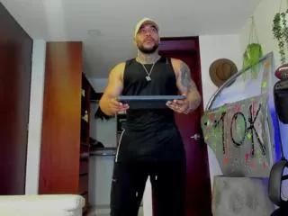 andrew_johnsonn from Flirt4Free is Freechat