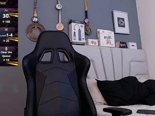 andy_blass from Flirt4Free is Freechat