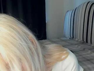 annis_claybornea from Flirt4Free