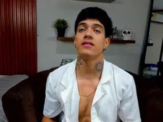 aress_damon from Flirt4Free is Freechat