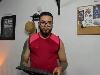 axel_lion from Flirt4Free is Freechat