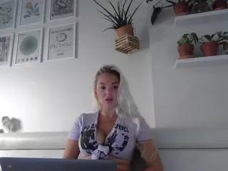 bunny_everest from Flirt4Free