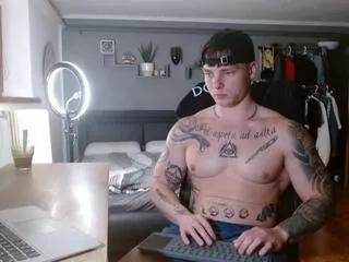 christian_great from Flirt4Free is Freechat