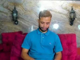 clark_collns from Flirt4Free is Freechat