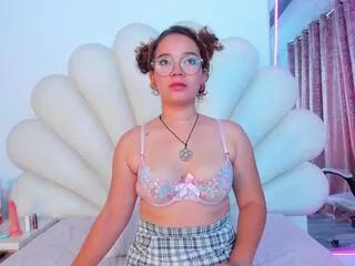 dafnee_fire from Flirt4Free is Freechat